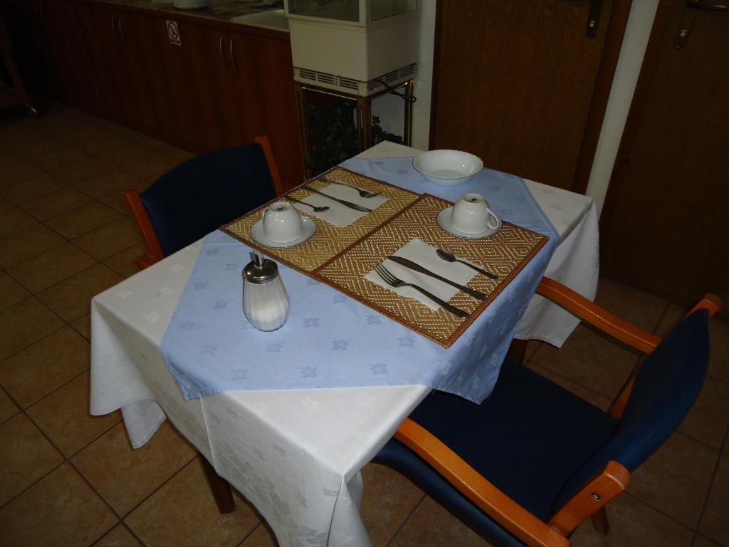 Pansion Antonio Bed & Breakfast Slavonski Brod Eksteriør bilde