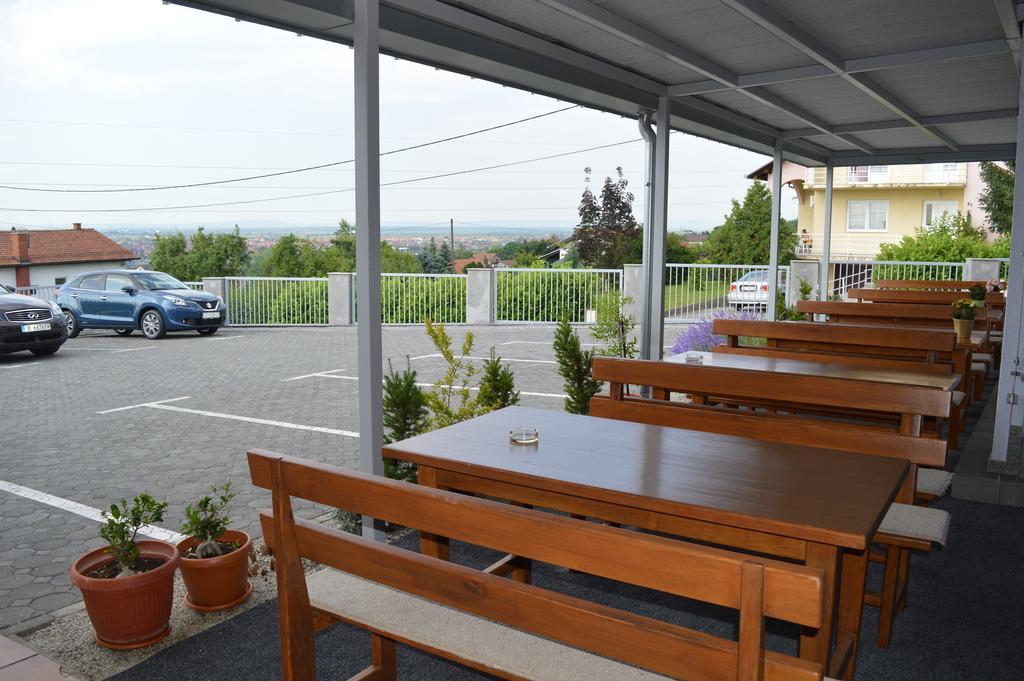 Pansion Antonio Bed & Breakfast Slavonski Brod Eksteriør bilde