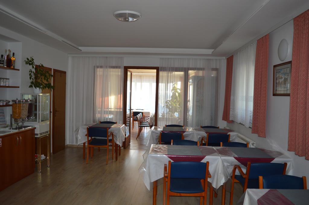 Pansion Antonio Bed & Breakfast Slavonski Brod Eksteriør bilde