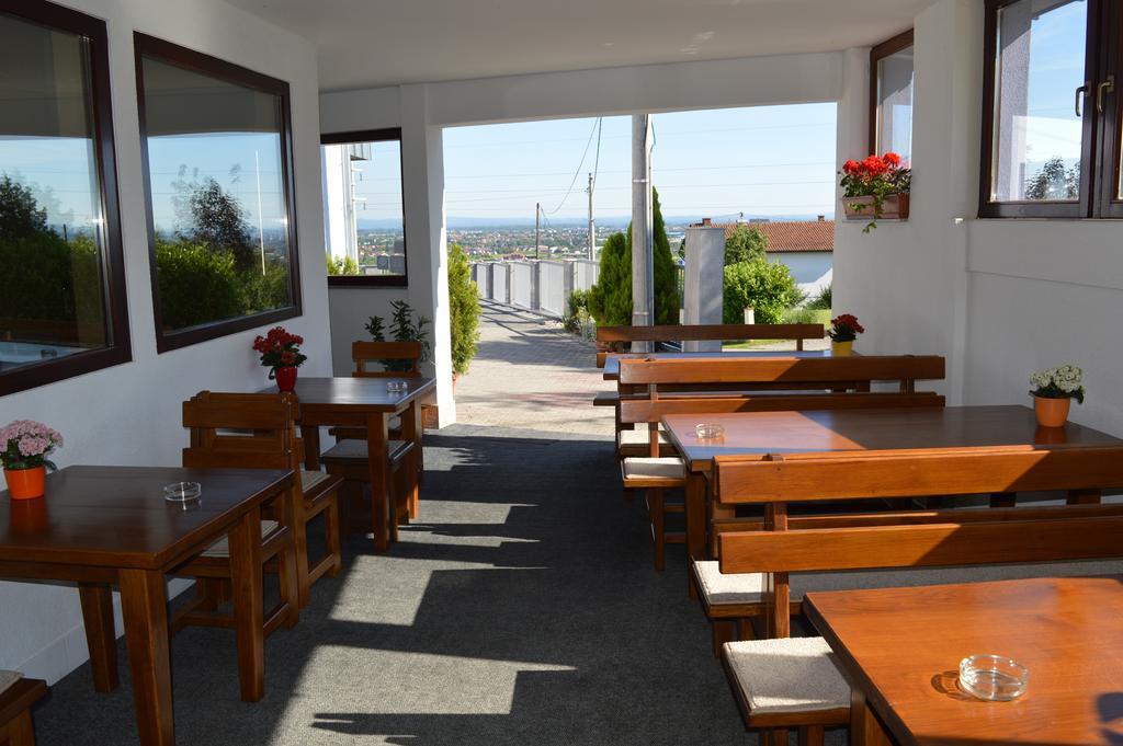 Pansion Antonio Bed & Breakfast Slavonski Brod Eksteriør bilde